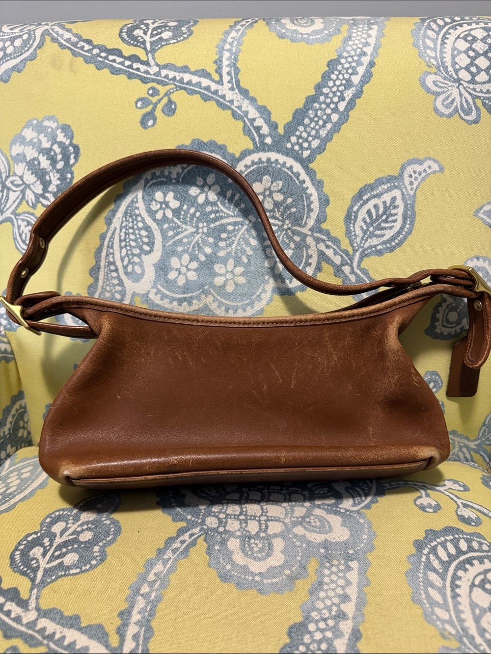 Coach 9059 Legacy hobo shoulder bag